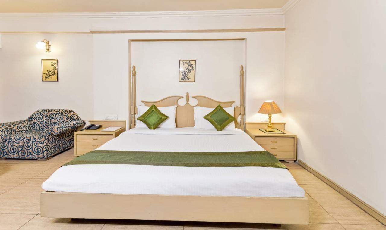 אינדורה Hotel Crown Palace מראה חיצוני תמונה