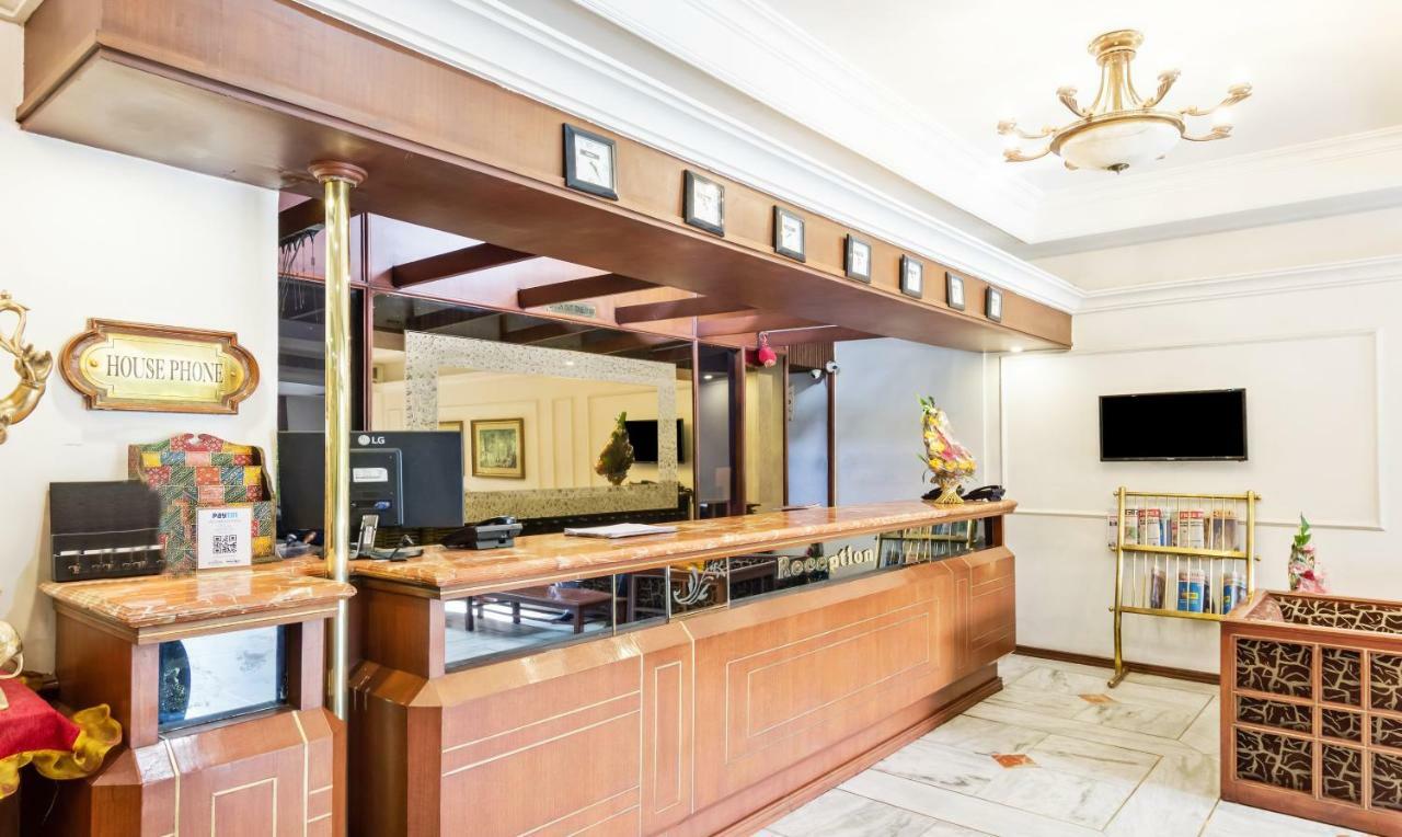 אינדורה Hotel Crown Palace מראה חיצוני תמונה